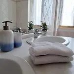 Casa Picasso - 2 Bedrooms, Location, Ac
