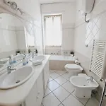 Casa Picasso - 2 Bedrooms, Location, Ac דירה *