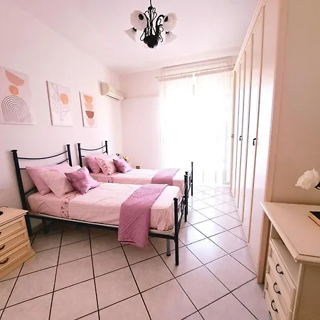 Casa Picasso - 2 Bedrooms, Location, Ac