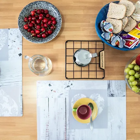 Casa Picasso - 2 Bedrooms, Location, Ac